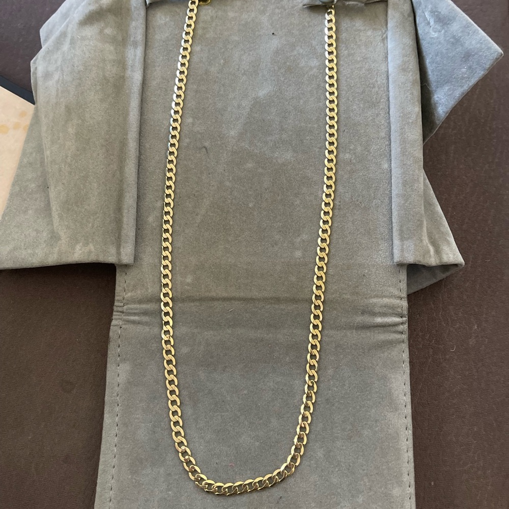 10 kt yellow gold 22 in 5 mm curb chain - rarely used